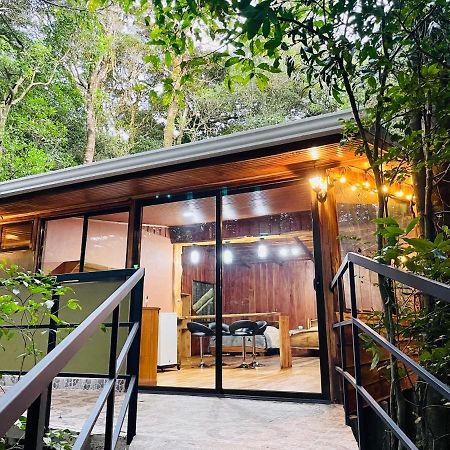 מונטה ורדה Cabanas La Montana Mountain Lodge מראה חיצוני תמונה
