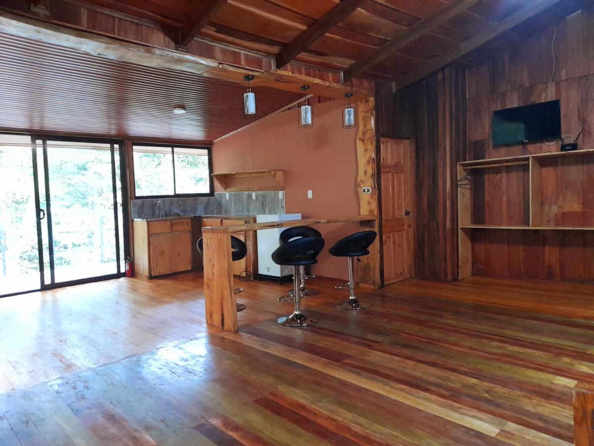 מונטה ורדה Cabanas La Montana Mountain Lodge מראה חיצוני תמונה