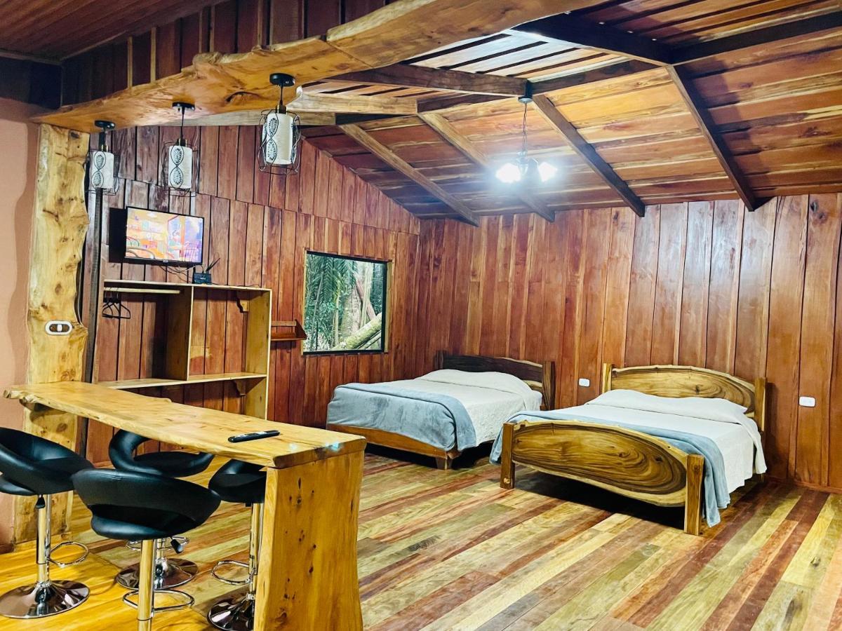 מונטה ורדה Cabanas La Montana Mountain Lodge מראה חיצוני תמונה