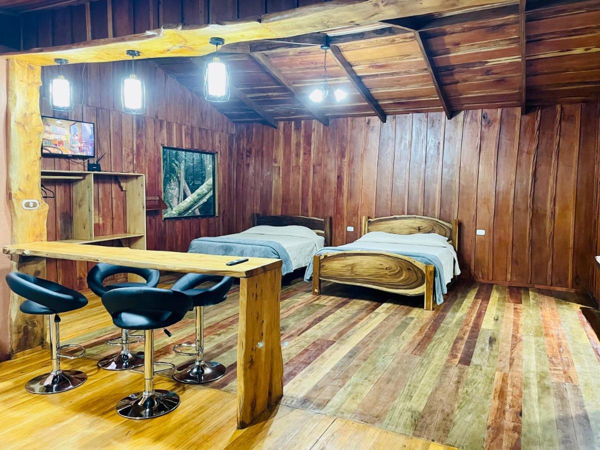 מונטה ורדה Cabanas La Montana Mountain Lodge מראה חיצוני תמונה